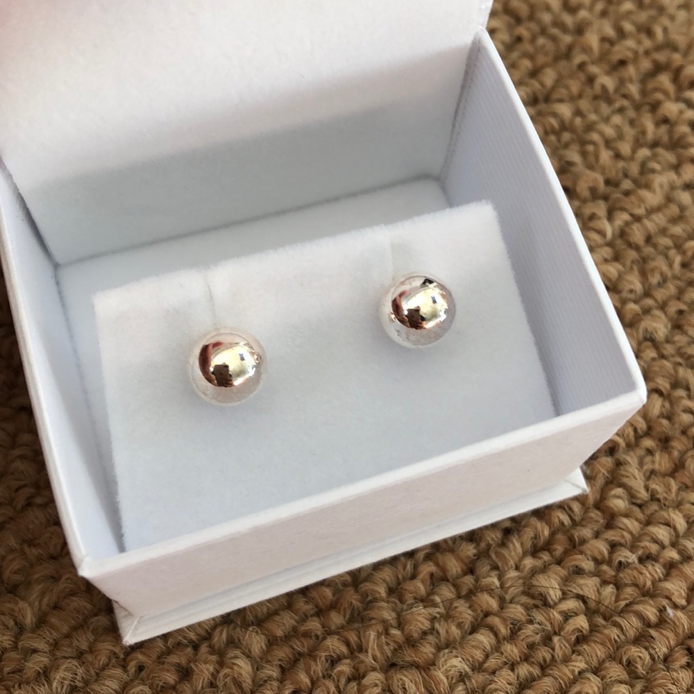 NWT Brilliant Earth Sterling Silver Round Studs